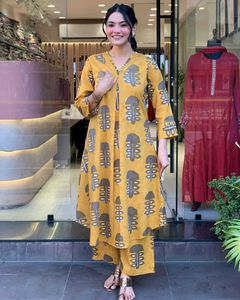 Beautiful Formal In Yellow