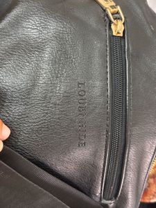 Chic Black Crossbody Bag