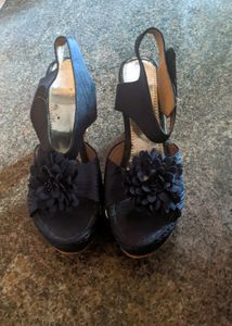 Very Pretty High Heels Sandle Navy Blue In Color