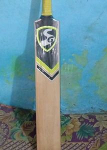 SG Cricket Bat