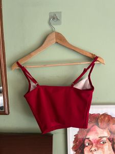 LACY CROP TOP