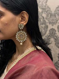 Elegant Kundan Earrings