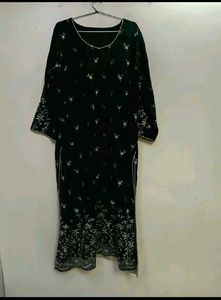 Pakistani Suit ( Kurti + Dupatta )