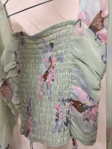 Floral Print Long Sleeve Crop Top