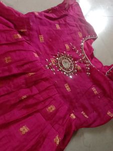 Pearl Embroidered Kurta