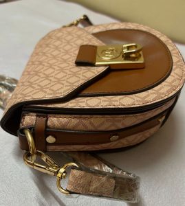 Michael Kors Crossbody Bag