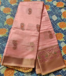 Elegant Pink Paisley Saree
