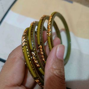 Mehndi Bangles