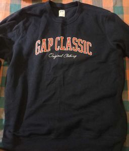 GAP Classic Crewneck Sweatshirt