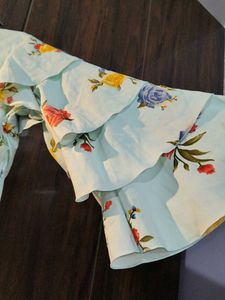 Floral Ruffle Sleeve Top
