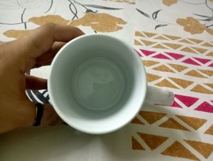 Negotiable Glass Coffee Mug
