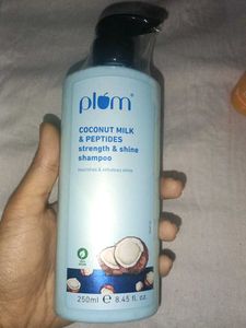 Plum Coconut Milk And Peptides Shampoo