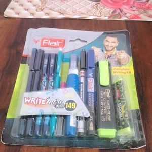 Stationery Kit &amp; Pop It Keychain