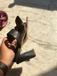 Steppings Block Textured Heels