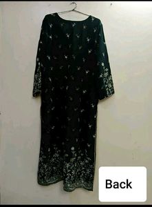 Pakistani Suit ( Kurti + Dupatta )