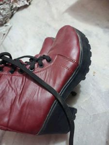 Women Latest High Anckle Fur Boots