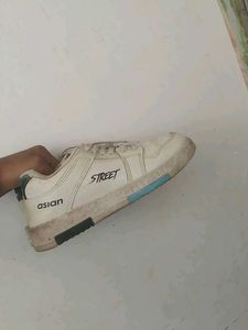 Asian Street Sneakers