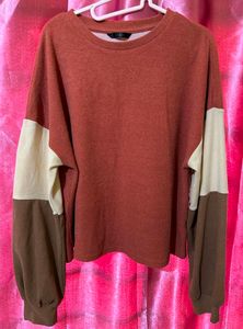 Sweatshirt