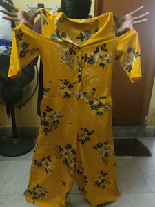 Floral Jumpsuit - Stylish & Comfy