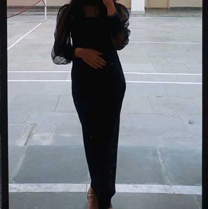 Elegant Black Midi Dress