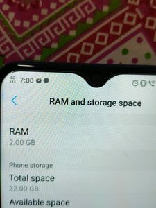 Vivo 1820 Mobile Phone