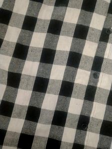 Black And White Shirt 🎽