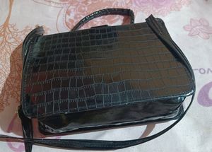 Slingbag In Black 🖤🖤