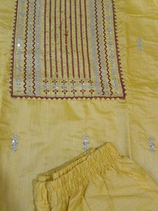 Kurta Set With Dupatta