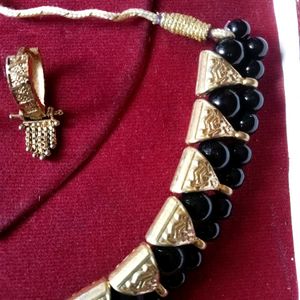 Necklace with Bali earrings