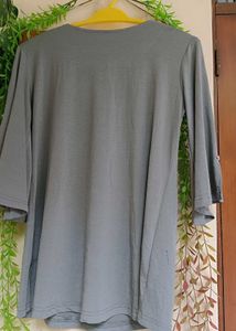 Selling Women Stylish Top