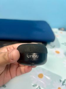 JBL INFINITY BLUETOOTH SPEAKER