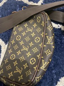 Louis Vuitton Crossbody Bag