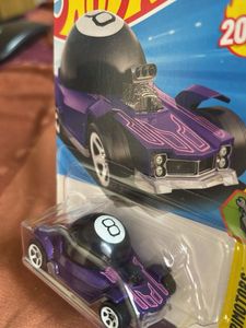 Hot Wheels Magic 8 Ball Decidedly Go Car