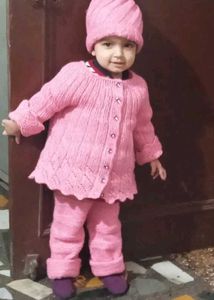 Cute Pink Knit Outfit