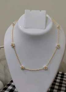 Daisy Pearl Necklace