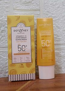 Dot & Key Vitamin C+E Sunscreen SPF 50