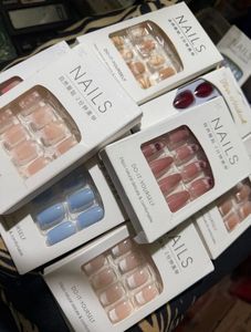 random Set Artificial Nails Fake Pretty Hands