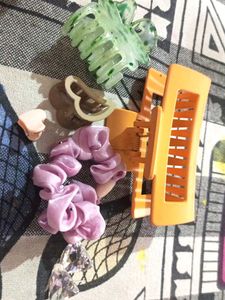 Combo Hairclip And Earring