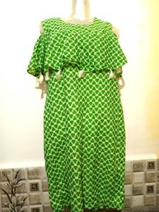 🎄Buy 1, Get 1 Free🎁M/ L Green Printed Dress