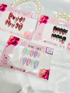 Press-On Nail Art Sets