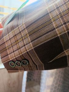Mens Blazer Or Coat In Brown Colour