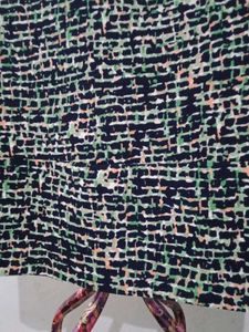 Patterned 3/4 Sleeve Top