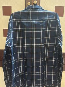 Levi&#39;s Blue Plaid Button Down