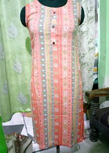 Straight Kurta Without Sleeve