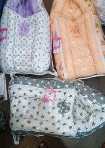 Carry Bed Branded Item New Tag Pees.
