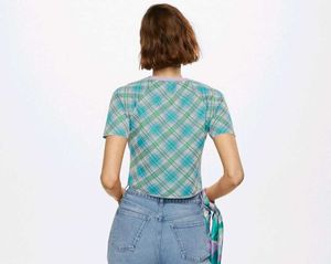 Knitted cropped top