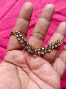 Elegant Crystal Golden Polish Neckpiece