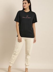 New Quarantine Oversized Tshirt