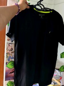 Black Regular Fit Tshirt