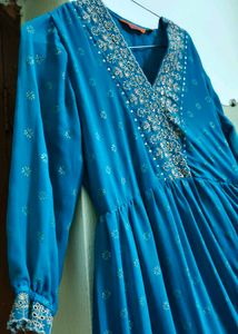 Rangriti V Neck Ethnic Motifs Print Puff Sleeve